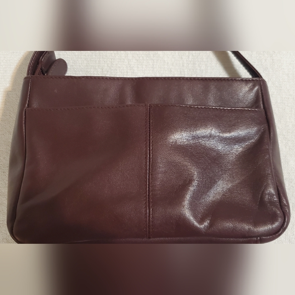 Etienne Aigner  Burgundy Leather Cross Body Or Shoulder Bag - Picture 8 of 11